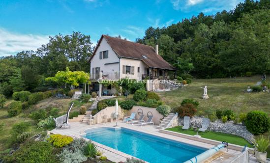 EXCLUSIVITE - Secteur Gourdon - Maison de charme sur 1ha au calme avec piscine et vue panoramique