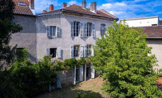 Belle maison bourgeoise authentique en cœur de ville de Cahors
