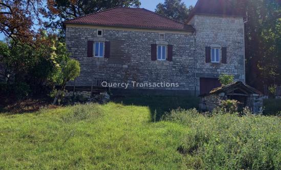 Région Sud-Cahors -  propriété en pierre rénovée avec terrain (2739 m²)