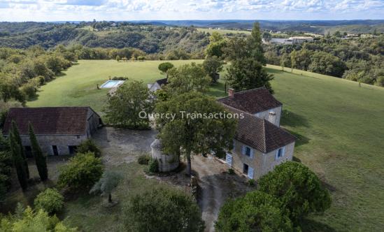 Cahors à 20 mn Ancien corp de ferme