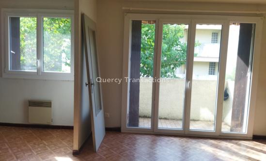 Cahors, proche centre ville, appartement avec balcon et garage