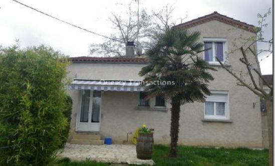 CAHORS -QUARTIER RESIDENTIEL Maison avec garage et jardin